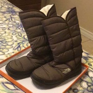 Winter boots